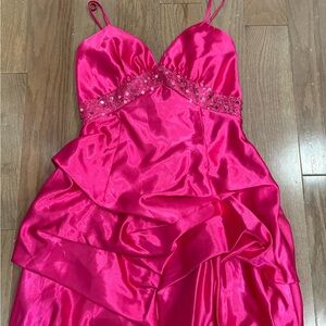 Vintage Y2K hot pink mini dress with beading!